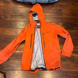 Patagonia men's large zip front jacket minor discolorations see pics
